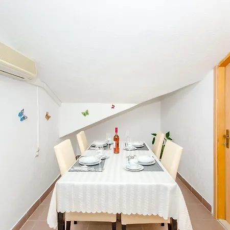 Apartments And Room Napoli Bol Exterior photo