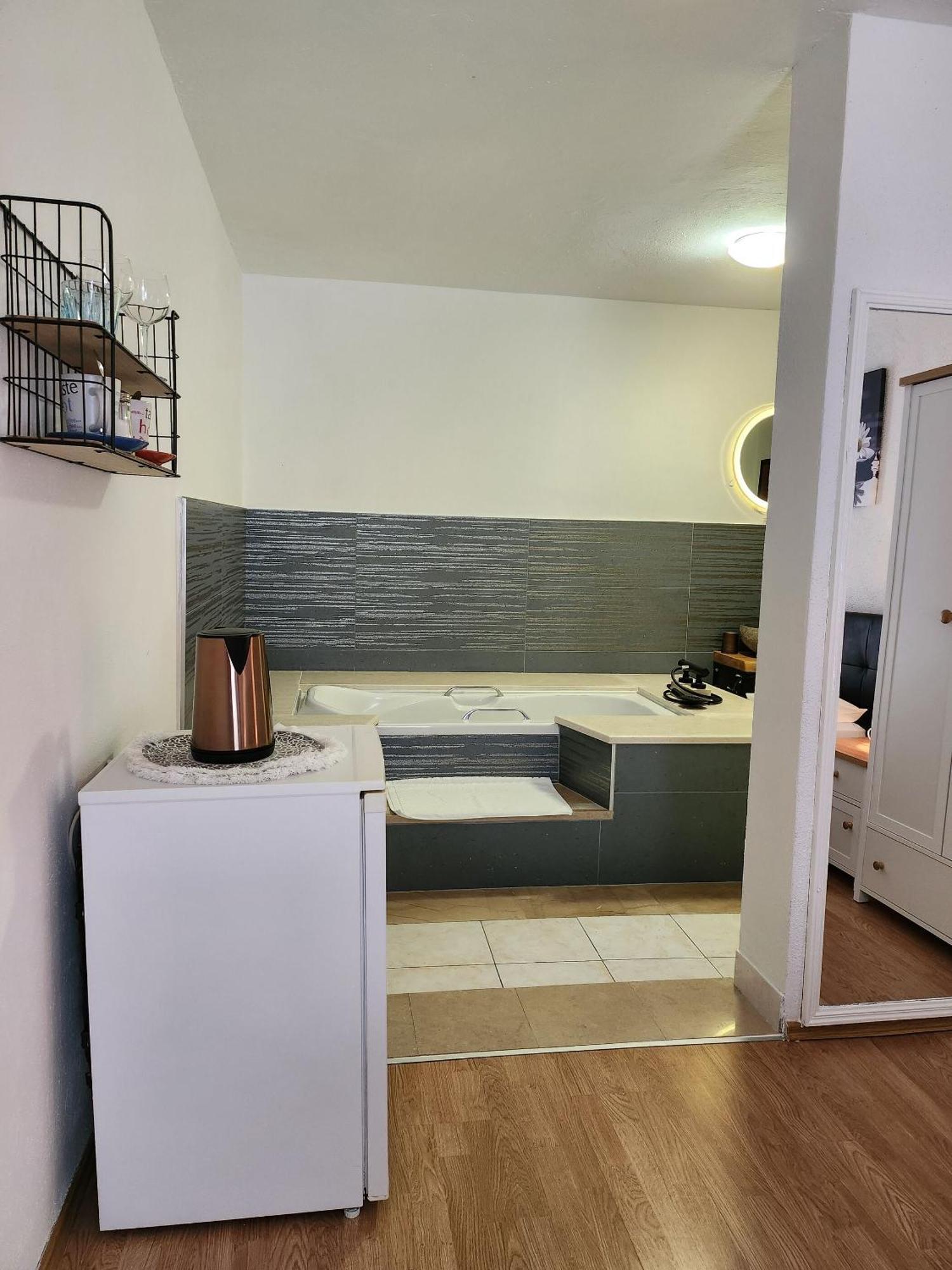 Apartment And Napoli Bol