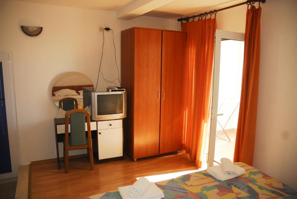 Apartment And Napoli